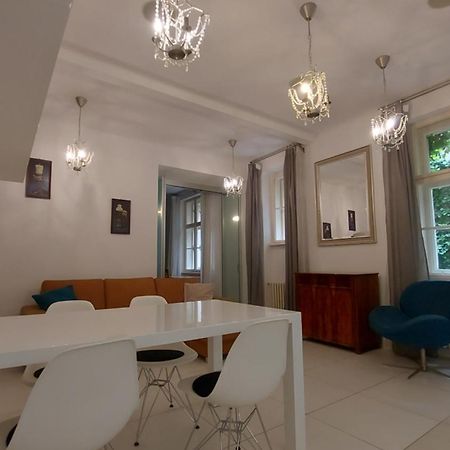 Beautiful Appartment In The Old Town Of Bratislava Exterior foto